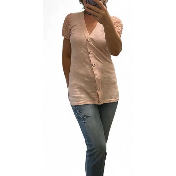 Twelve by twelve Los Angles Pink Ruffle Lace Sleeves Buttons down Women's Top - Picture 1 of 9